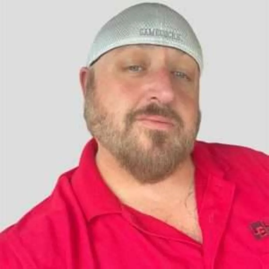 Chad Gibbone, Sales Technician at Lombard Equipment