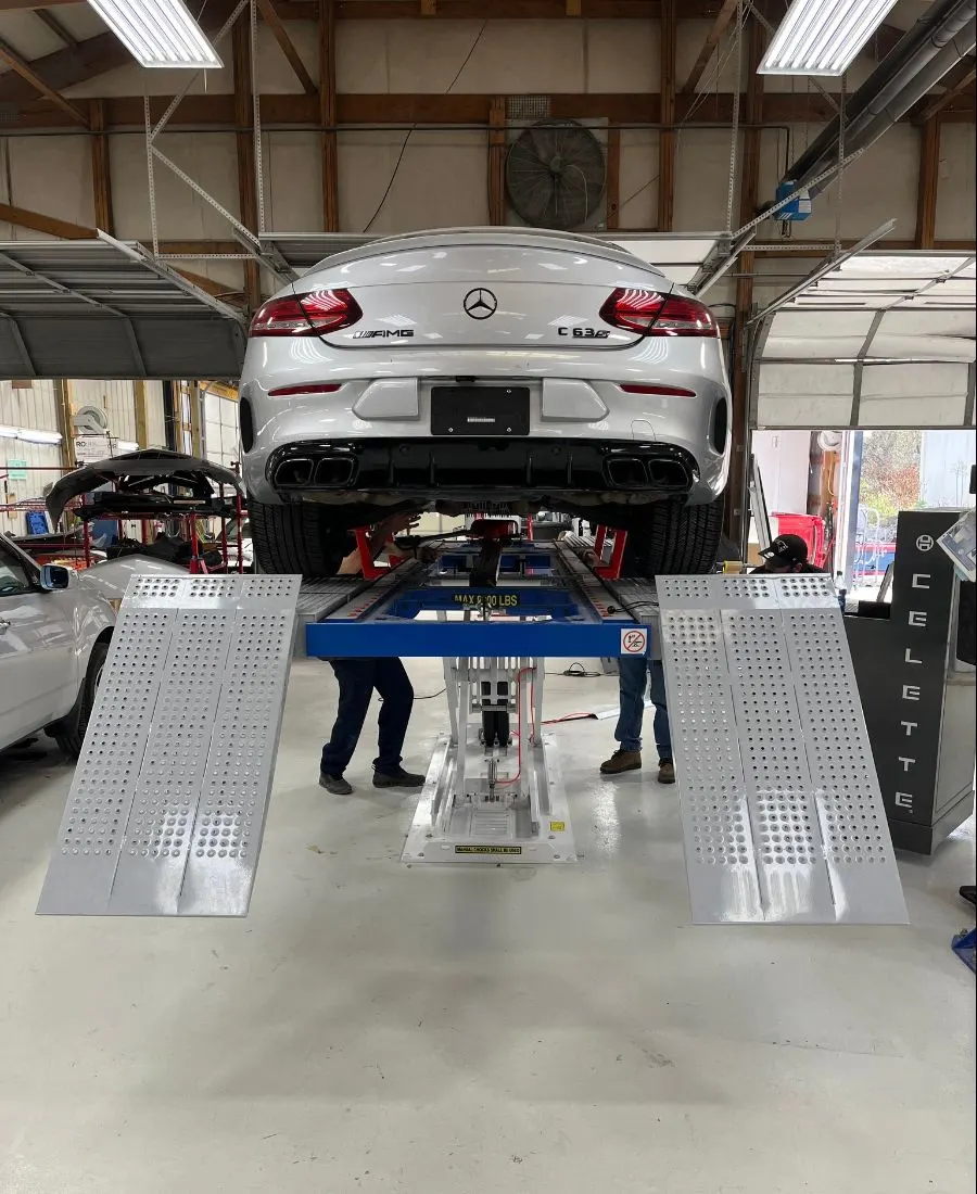 Home 10 Collision repair frame machine